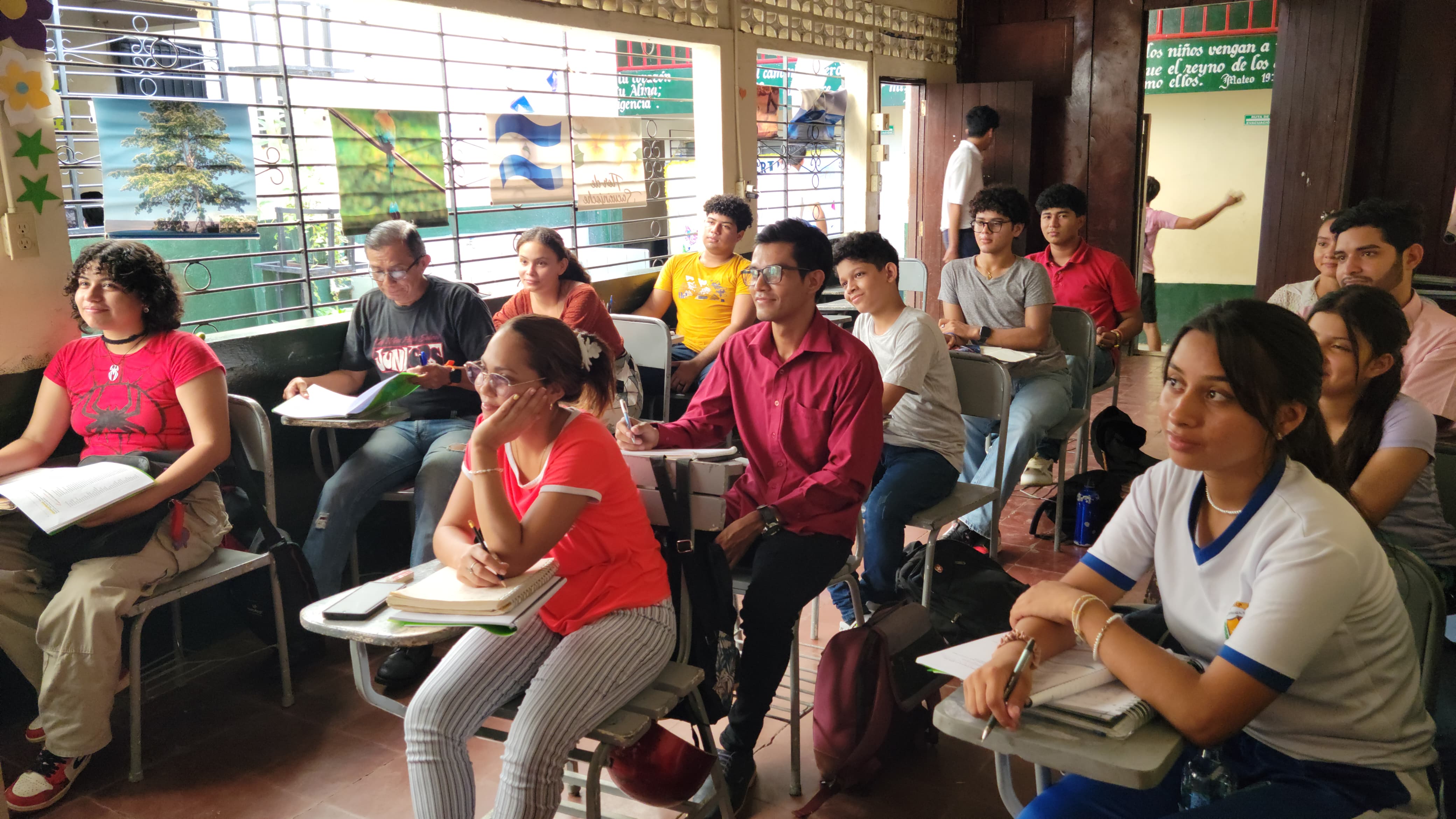 A diverse group of students collaborating